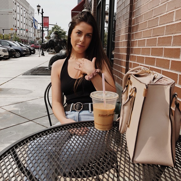 Meet your Posher, Rylee - Picture 3 of 8